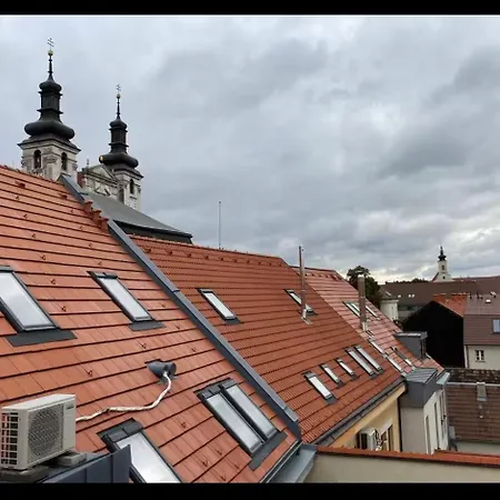 Apartmán 80m2 In The Center Of