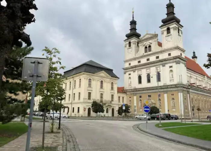 Apartmán 80m2 In The Center Of Trnava